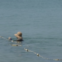 Phou Quoc: fishermen on Long Beach